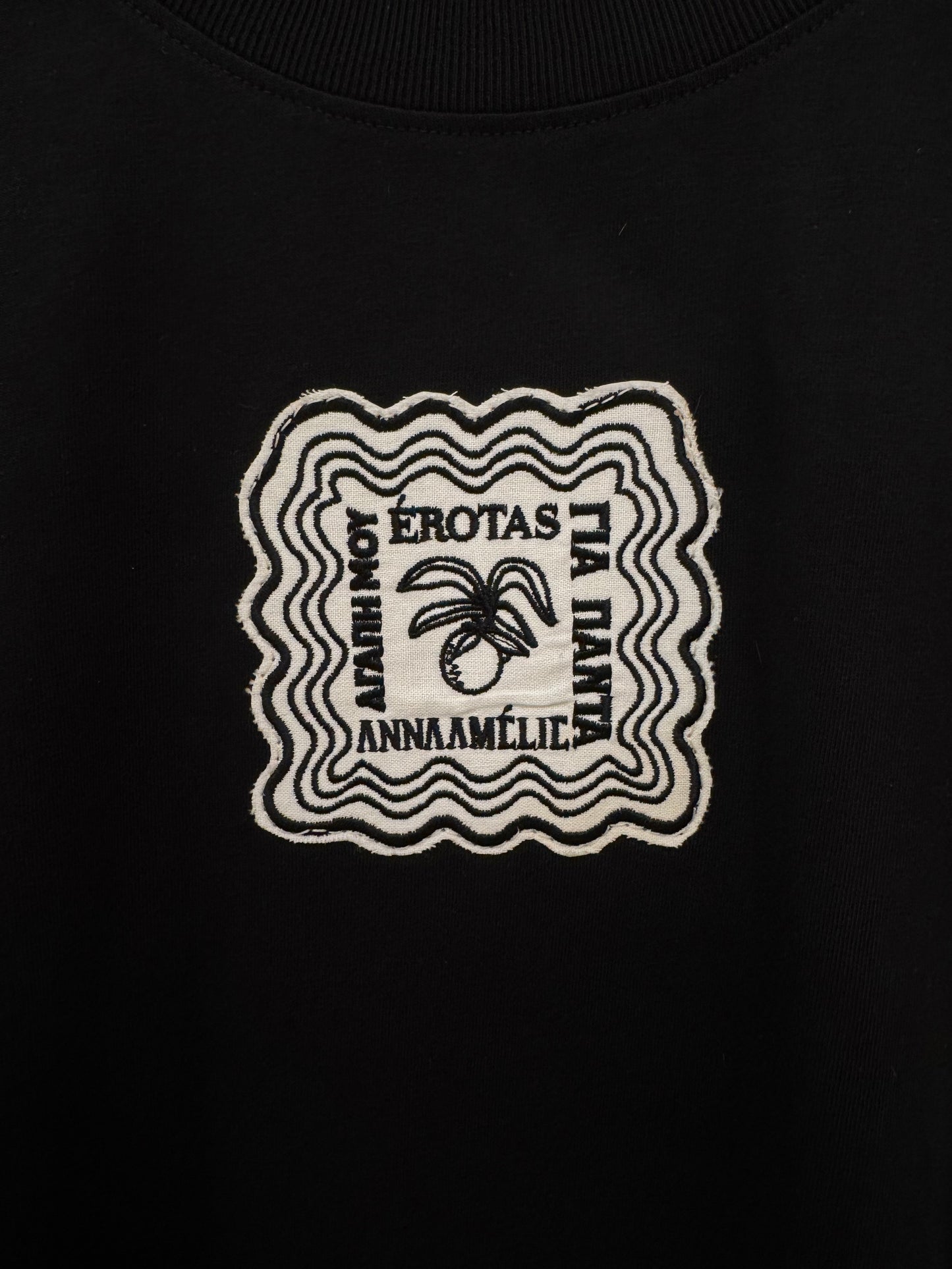 EMBROIDERED PATCH T-SHIRT - UNIQUE SPECIAL EDITION | BLACK