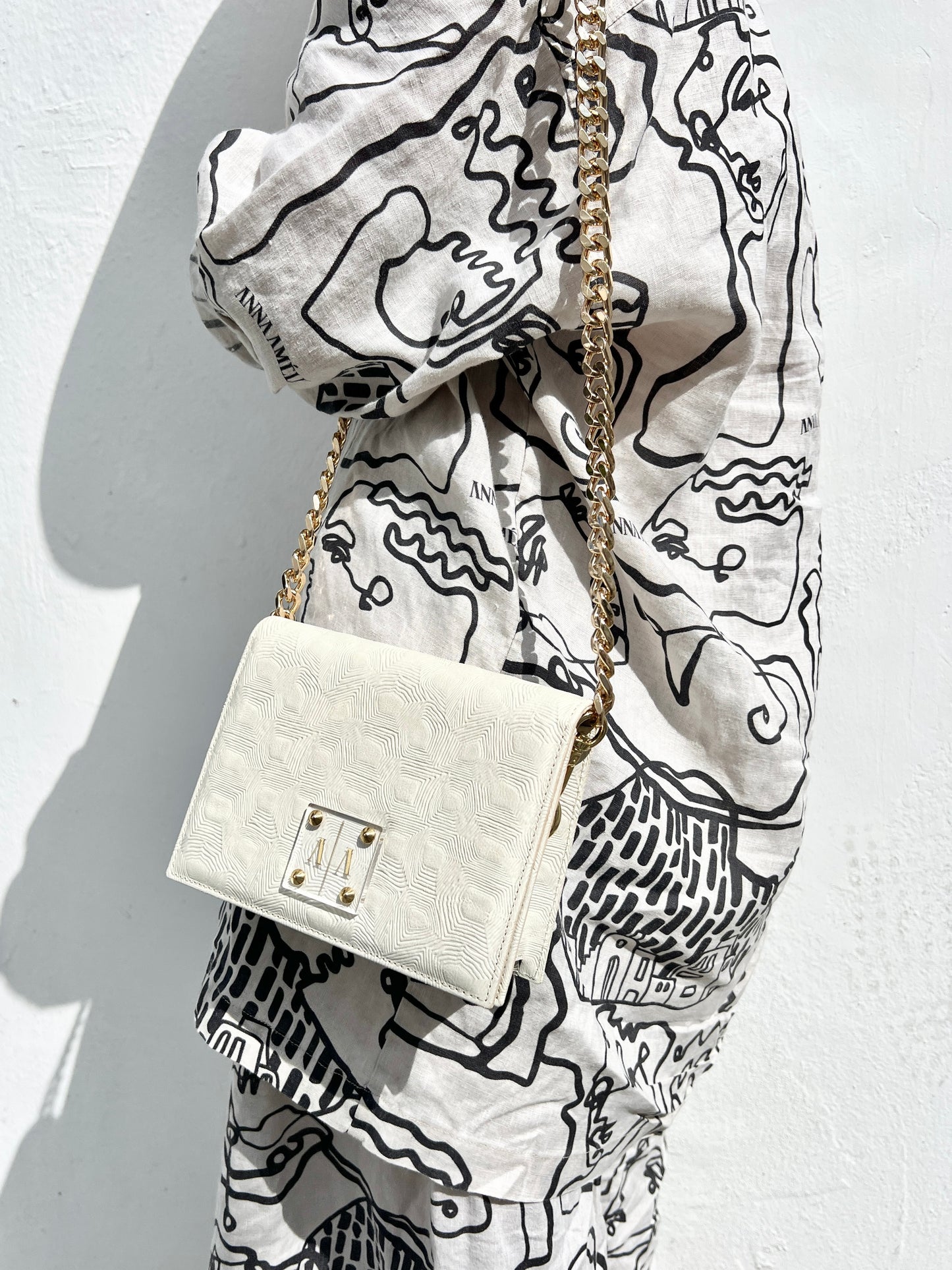 ARIAN BAG | OFF-WHITE TURTLE EMBOSSED