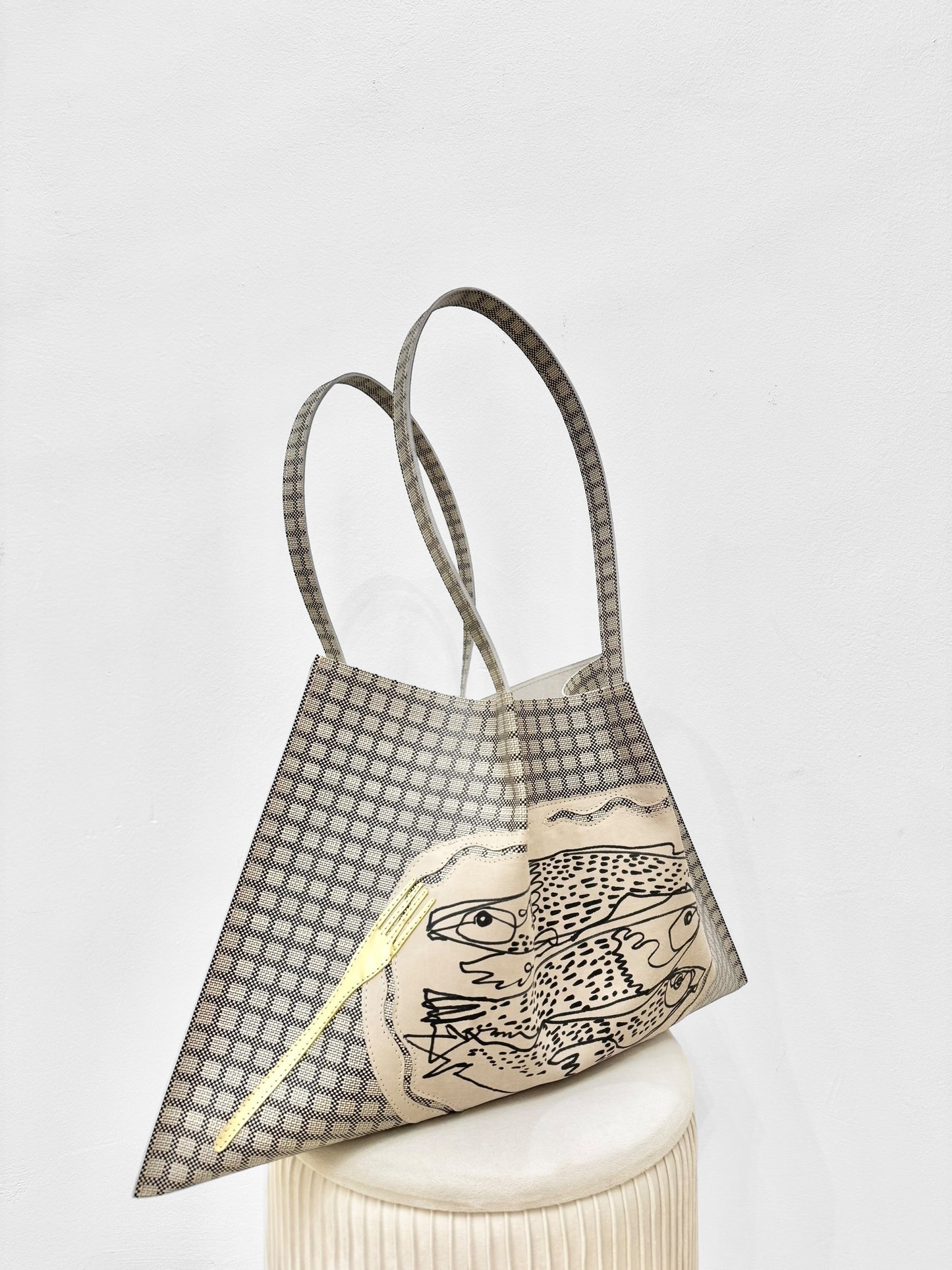 CHARLOTTE BAG - UNIQUE SPECIAL EDITION | FISH PLATE APPLIQUE