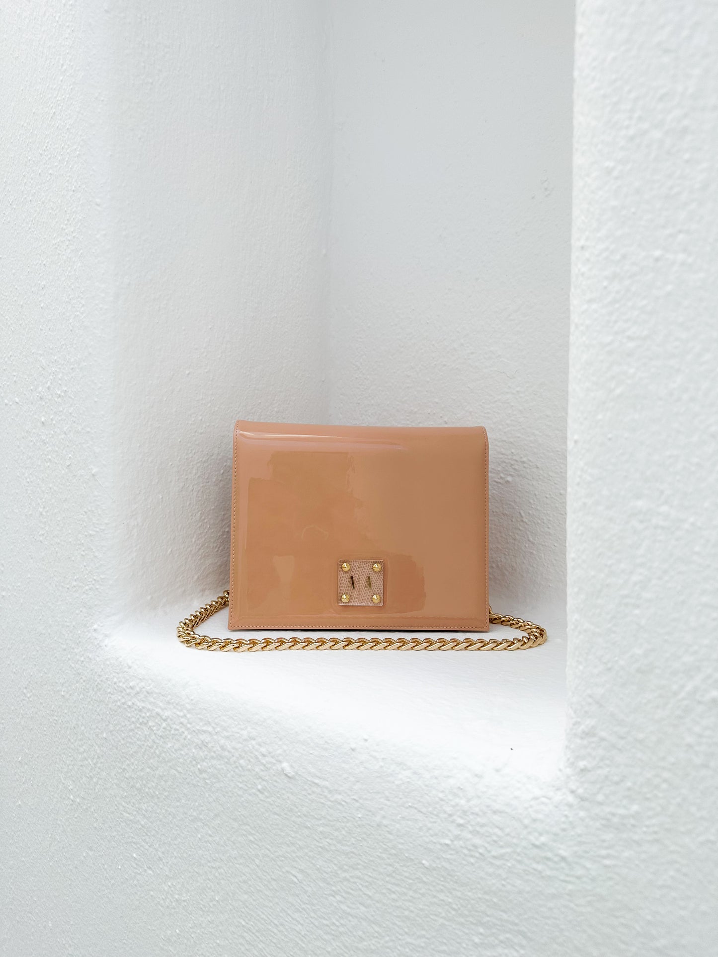 ARIAN “XL” BAG | NUDE PATENT LEATHER