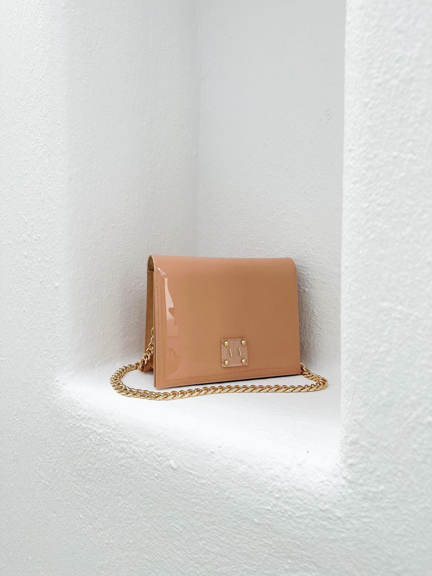 ARIAN “XL” BAG | NUDE PATENT LEATHER