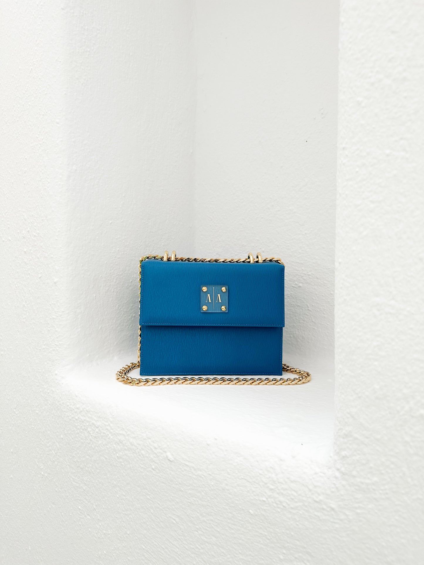 APRIL BAG  |  BLUE WOOD-GRAIN LEATHER