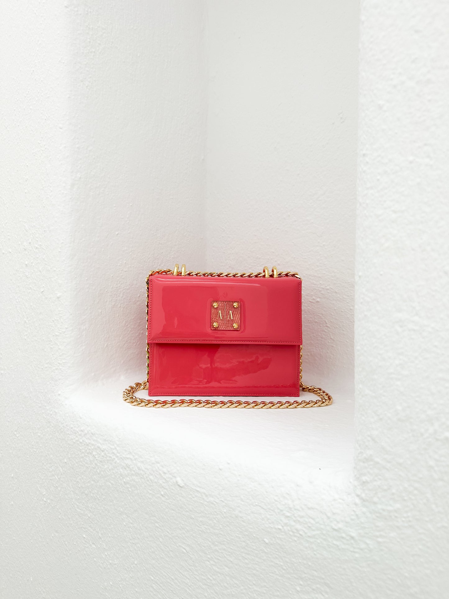 APRIL BAG  |  RASPBERRY PINK PATENT LEATHER