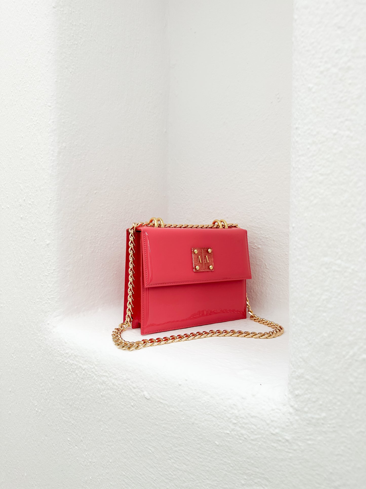 APRIL BAG  |  RASPBERRY PINK PATENT LEATHER